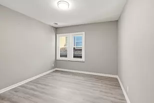 1626 S 32nd St, Milwaukee, WI 53215 - Photo 19