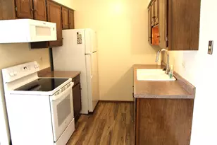 237 Madison St, Waukesha, WI 53188 - Photo 21
