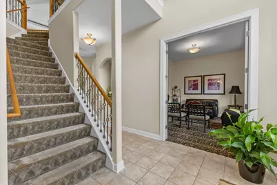 11222 W Meadowcreek Dr, Milwaukee, WI 53224 - Photo 7