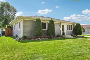 341 Joris Ave, Waukesha, WI 53188 - Photo 3