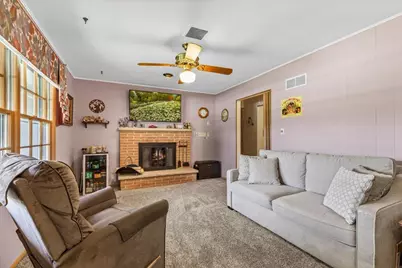 N83W14201  Menomonee Ave, Menomonee Falls, WI 53051 - Photo 7