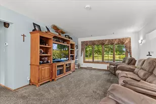 N83W14201 Menomonee Ave, Menomonee Falls, WI 53051 - Photo 5