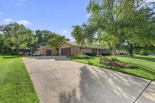 N83W14201 Menomonee Ave, Menomonee Falls, WI 53051 - Photo 3