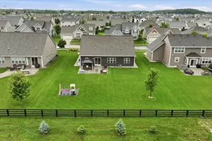 1431 Rosewood Pass, Oconomowoc, WI 53066 - Photo 7