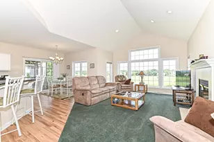 222 Eagle Cove Circle, North Prairie, WI 53153 - Photo 7