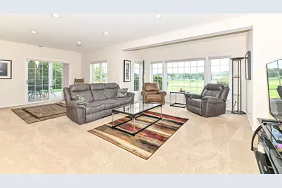 222  Eagle Cove Cir, North Prairie, WI 53153 - Photo 27