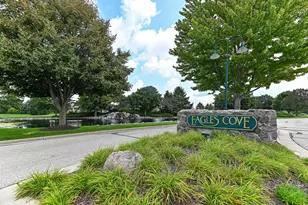 222 Eagle Cove Circle, North Prairie, WI 53153 - Photo 3