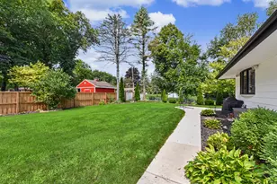 4312 W Upham Ave, Greenfield, WI 53220 - Photo 39