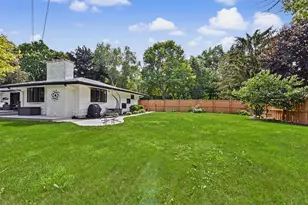 4312 W Upham Ave, Greenfield, WI 53220 - Photo 37
