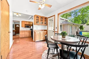 9935 W Green Tree Rd, Milwaukee, WI 53224 - Photo 15