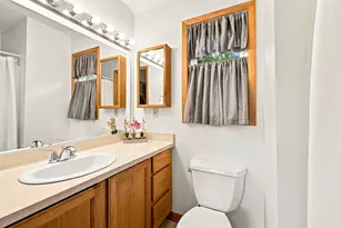 9935 W Green Tree Rd, Milwaukee, WI 53224 - Photo 23