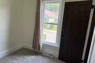 934 Wilson St, Racine, WI 53404 - Photo 7