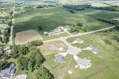 5921 N Sessler Ct, Harmony, WI 53563 - Photo 33