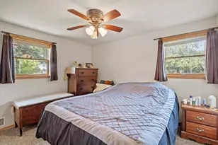 807 Madison Ave, Howards Grove, WI 53083 - Photo 9