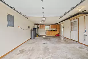 807 Madison Ave, Howards Grove, WI 53083 - Photo 21