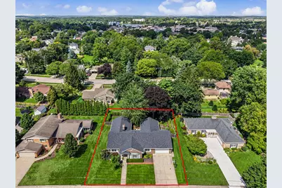 132  Duane St, Burlington, WI 53105 - Photo 1