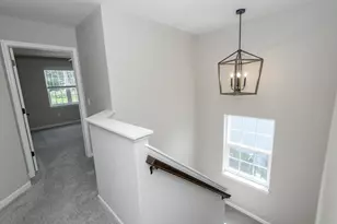 466 Bleeker St, Delafield, WI 53018 - Photo 25