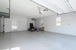 466 Bleeker St, Delafield, WI 53018 - Photo 45