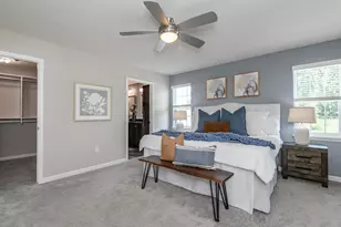466 Bleeker St, Delafield, WI 53018 - Photo 27