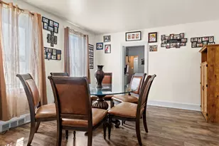 1030 S 25th St, Manitowoc, WI 54220 - Photo 5