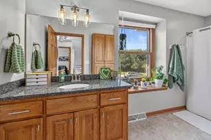 4370 W Carmel Dr, Franklin, WI 53132 - Photo 29