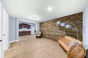 W188N4970 Red Crown Trail, Menomonee Falls, WI 53051 - Photo 35