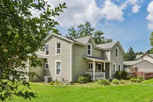 614 Whitewater Ave, Fort Atkinson, WI 53538 - Photo 1