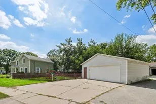 614 Whitewater Ave, Fort Atkinson, WI 53538 - Photo 35