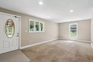 614 Whitewater Ave, Fort Atkinson, WI 53538 - Photo 3