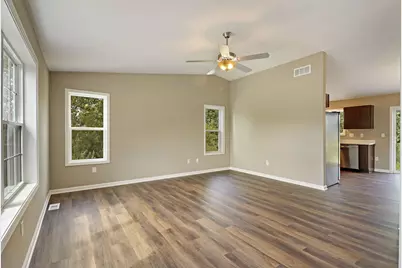 336  Parker Dr, Genoa City, WI 53128 - Photo 3