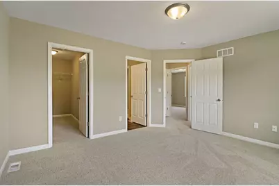 336  Parker Dr, Genoa City, WI 53128 - Photo 11