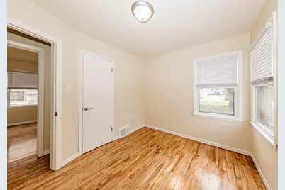 4234 N 29th St, Milwaukee, WI 53216 - Photo 7