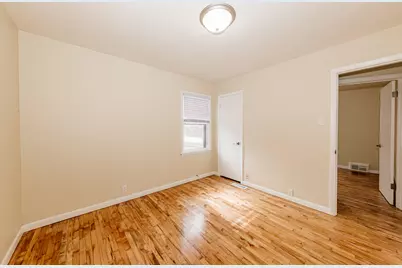 4234 N 29th St, Milwaukee, WI 53216 - Photo 9