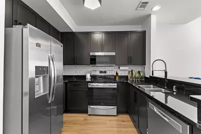 2121 S Kinnickinnic Ave #107, Milwaukee, WI 53207 - Photo 5