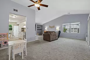 8042 41st Ave, Kenosha, WI 53142 - Photo 5