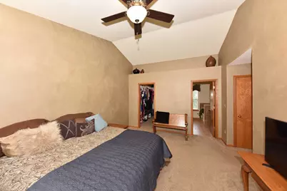 1266  Kennedy Dr, Hartford, WI 53027 - Photo 5