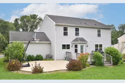 1266  Kennedy Dr, Hartford, WI 53027 - Photo 31