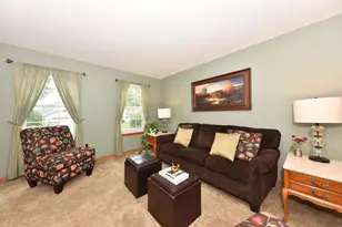 1266 Kennedy Dr, Hartford, WI 53027 - Photo 9
