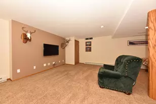1266 Kennedy Dr, Hartford, WI 53027 - Photo 31