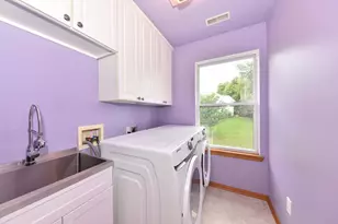 1266 Kennedy Dr, Hartford, WI 53027 - Photo 27