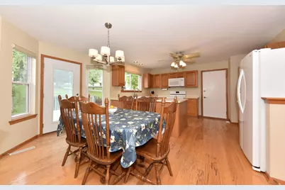 1266  Kennedy Dr, Hartford, WI 53027 - Photo 13