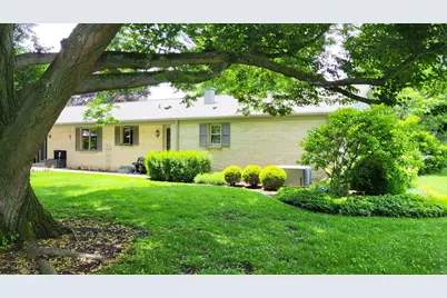 3715  Sherrie Ln, Racine, WI 53405 - Photo 3