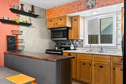 1023  8th St, La Crosse, WI 54601 - Photo 21