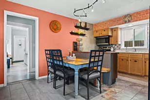 1023 8th St, La Crosse, WI 54601 - Photo 17