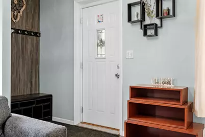 1023  8th St, La Crosse, WI 54601 - Photo 13