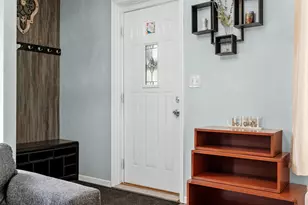 1023 8th St, La Crosse, WI 54601 - Photo 13