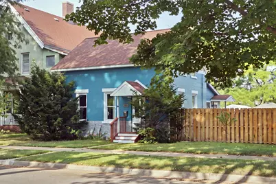 1023  8th St, La Crosse, WI 54601 - Photo 3