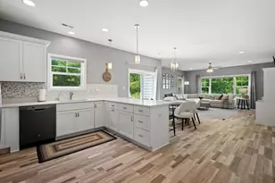 147 Phantom Lk Ct, Mukwonago, WI 53149 - Photo 7