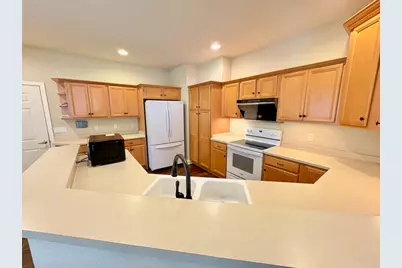 14133 W Linfield Dr, New Berlin, WI 53151 - Photo 17