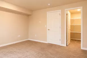 14133 W Linfield Dr, New Berlin, WI 53151 - Photo 31